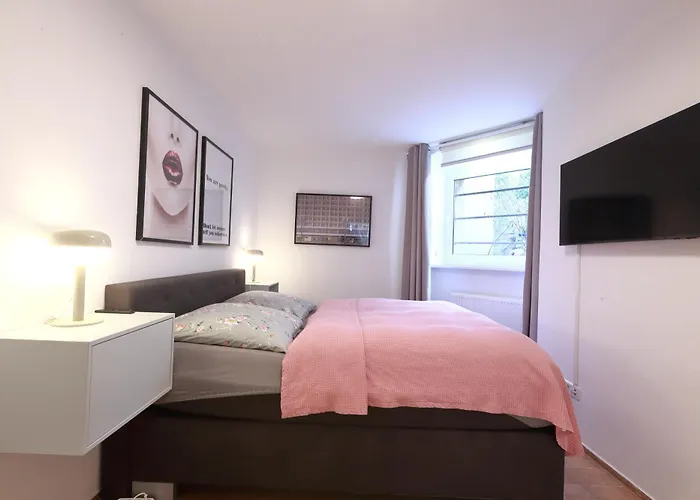 S38 - 22 Kreuzberg * ברלין