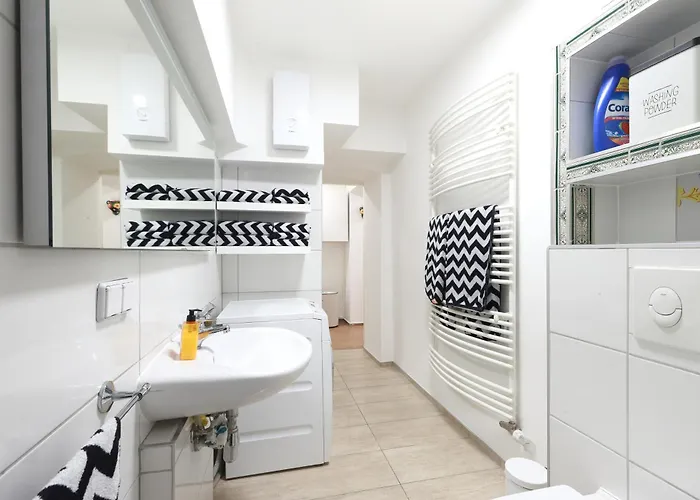 S38 - 22 Kreuzberg * ברלין