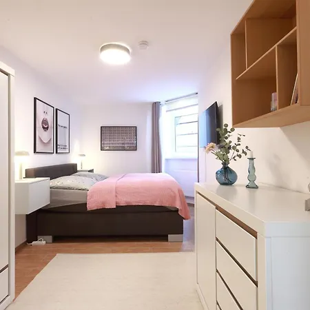 S38 - 22 Kreuzberg Apartman *