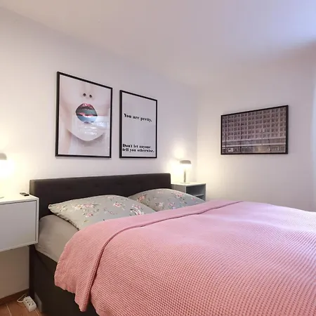 S38 - 22 Kreuzberg Апартаменты